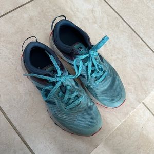 New Balance running shoes size 8.5